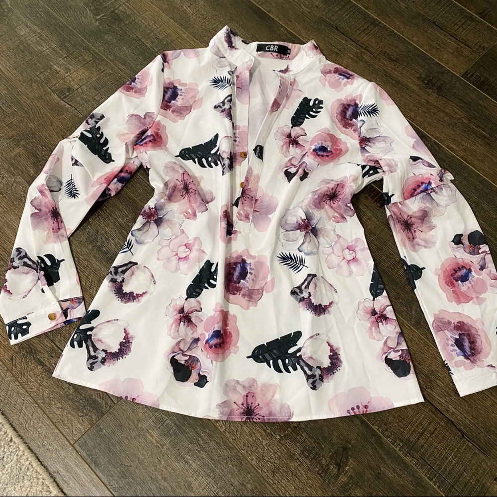 Womens CBR Floral Button Down Long Sleeved Blouse Top Size Medium